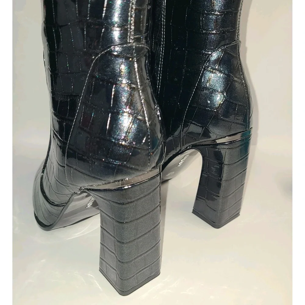 DKNY Knee High Boots Size 8M Black Croc Embossed Block Heel Charcoal Iridescent